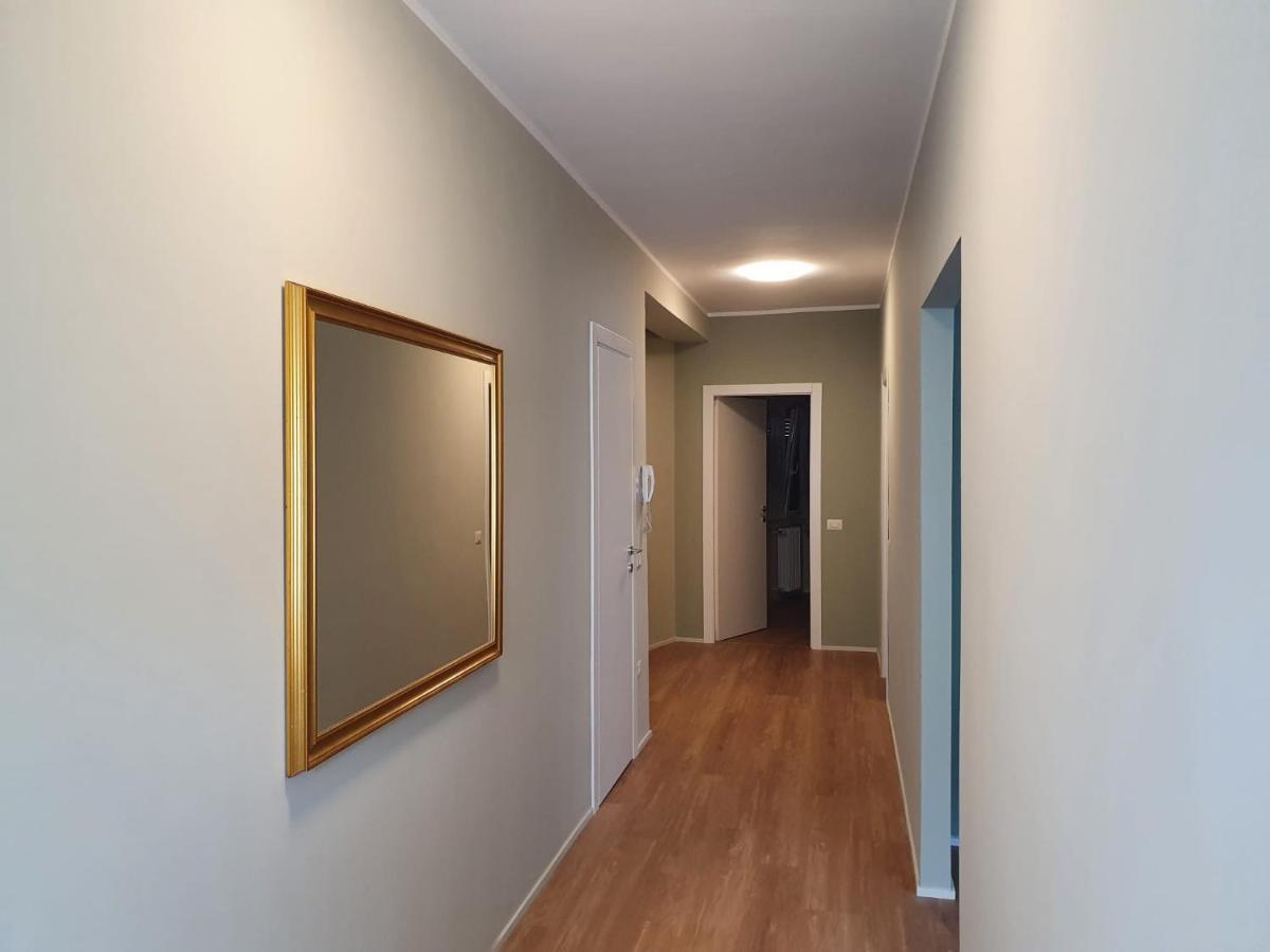 Casa Botta. Ampio Appartamento Luminoso E Confortevole モルベーニョ エクステリア 写真